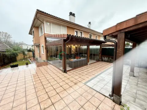 Chalet en calle de Aita Roman Urtiaga