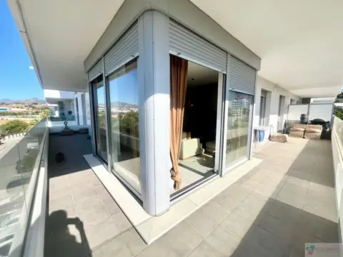 Piso en calle calle Miguel Delibes