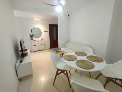 Apartamento en calle Trasbolsa