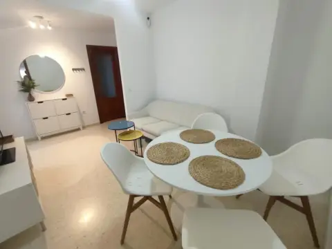 Apartamento en calle Trasbolsa