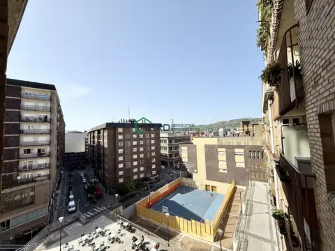 Piso en calle Karnelo