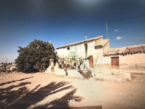 Casa en calle 1,5Km del Centro