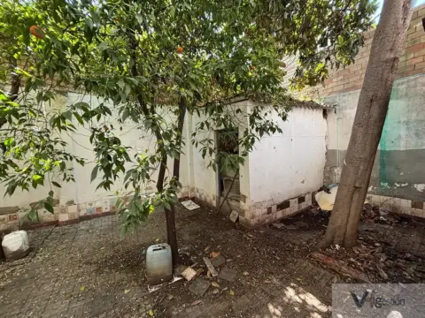 Casa en Proxima A La Avenida Principal