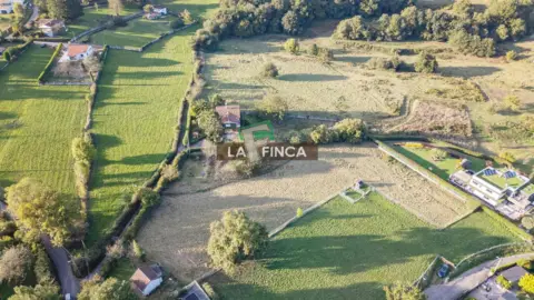 Terreno en Carretera de Latores
