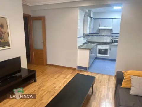 Piso en calle de la Tenderina Alta