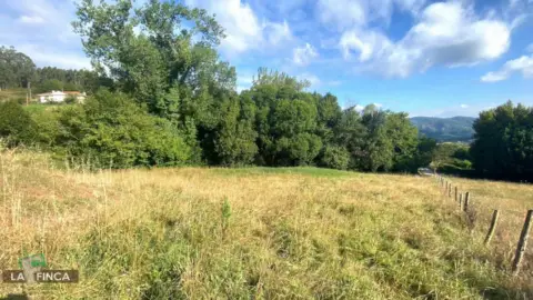 Terreno en calle Bauro