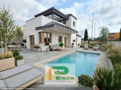 Chalet en calle Hacienda San Julian