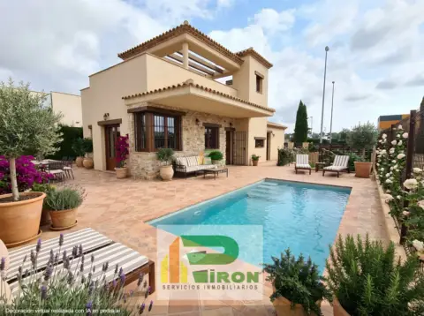 Chalet en calle Hacienda San Julian