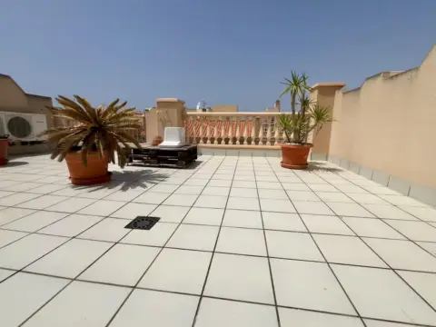 Ático en calle Raquero