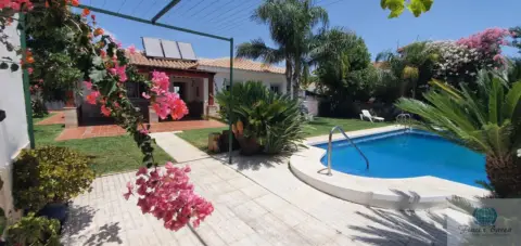 Chalet en Urb El Coto