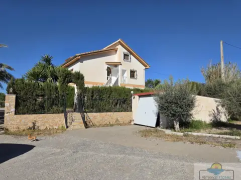 Casa rústica en Cuesta del Palomar