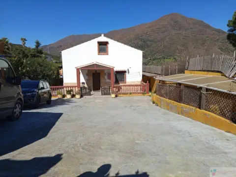 Finca rústica en Cantaranas