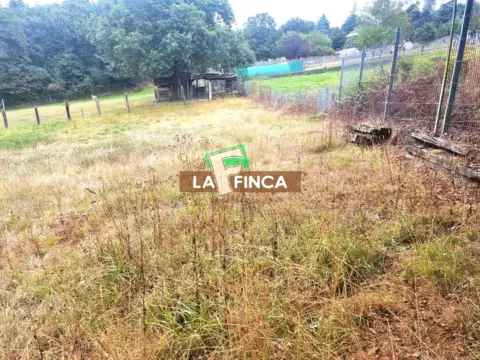 Terreno en Carretera de Latores