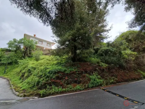 Terreno en Monte de los Almendros