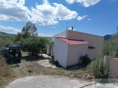 Casa rústica en Oria
