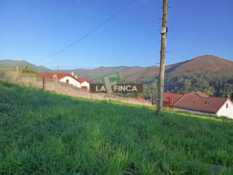 Finca rústica en La Peral