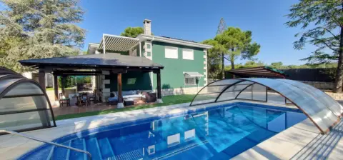 Chalet en calle de los Prados Quemados