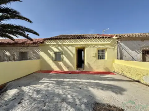 Casa en calle Principal