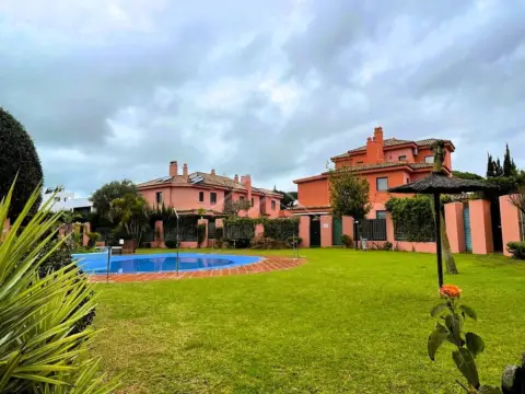 Chalet en calle Juan Sebastián Elcano