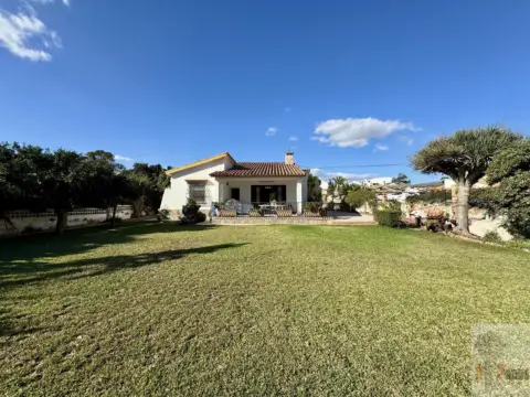 Chalet en Torre de Benagalbón