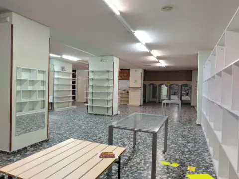 Local comercial en calle del Padre Tabernero