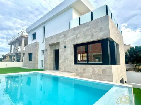 Chalet en Residencial