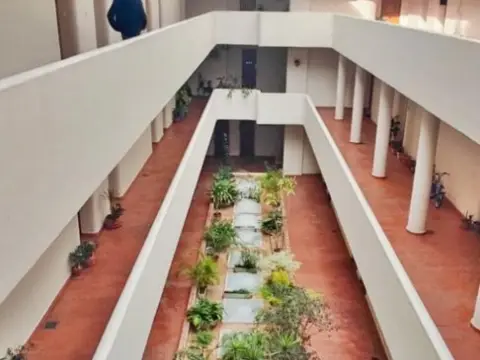 Piso en calle Avenida Matías Sáez de Tejada