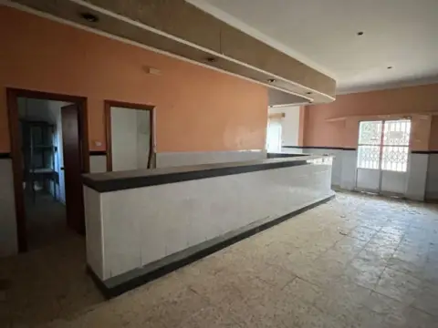 Local comercial en 06804