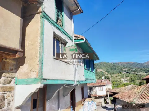 Casa en calle Soto de Lorio