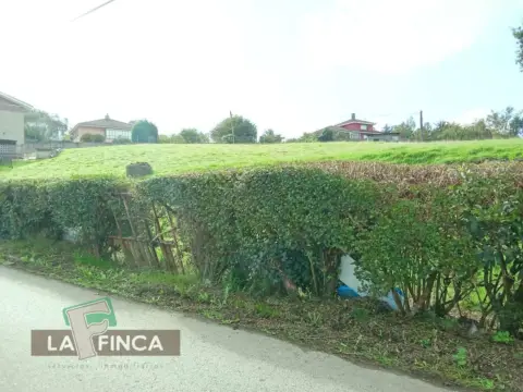 Terreno en calle Carretera de Villamiana