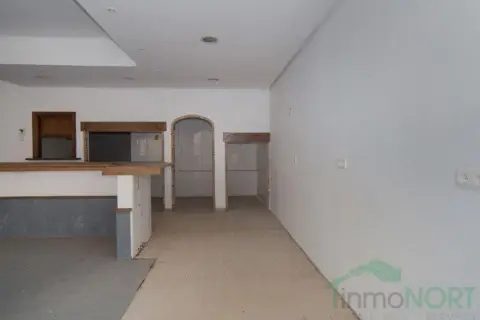 Local comercial en Jose Maria de La Puerta