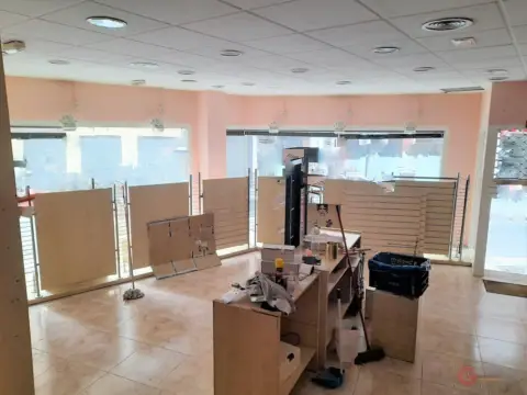 Local comercial en Rambla de Capuchinos