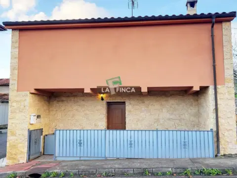 Casa en calle Grullos