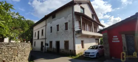 Casa en Barrio de Udalla