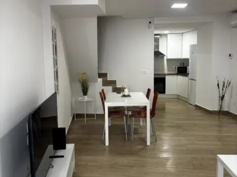 Apartamento en calle de los Naranjos