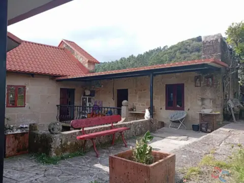 Casa en Campo Lameiro