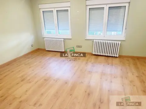 Piso en calle de Álvarez Lorenzana