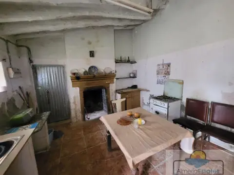 Casa en Somontin