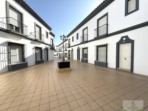 Casa en Paterna del Campo