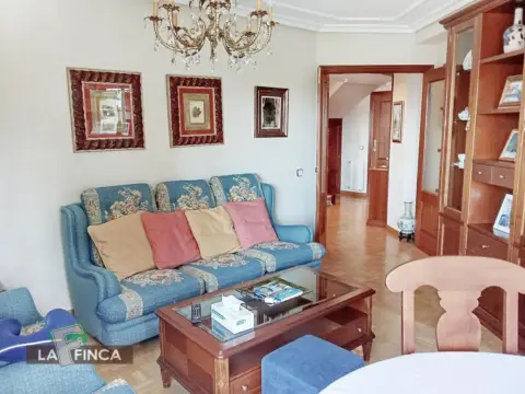 Dúplex en calle la Coruña