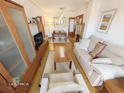 Piso en calle de Fernando Vela