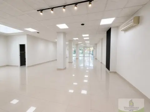 Local comercial en La Calzada