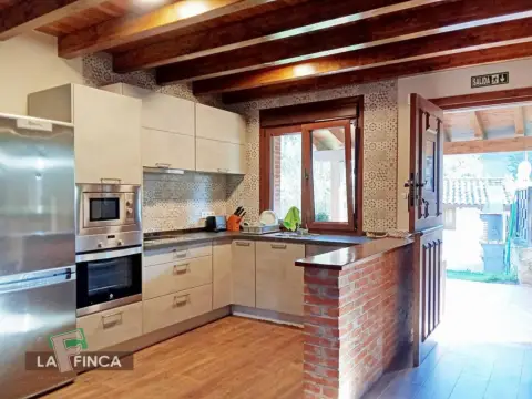 Casa en Autovía del Cantábrico
