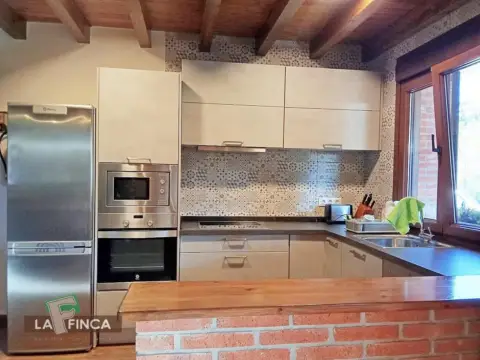 Casa en Autovía del Cantábrico