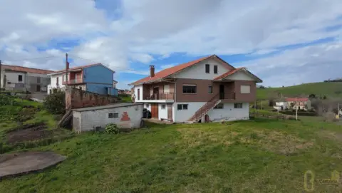 Casa en calle El Rodil