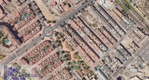 Casa en Cerca del Parque de Arriba en Villablanca