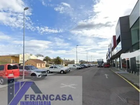 Nave comercial en Entre El Berrón y Pola de Siero