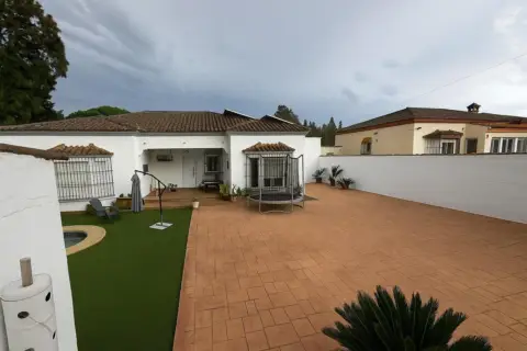 Chalet en Camino del Manzanares, 2