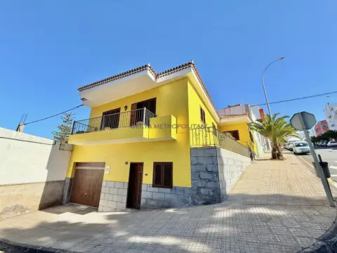 Casa en calle Benito Perez Galdós