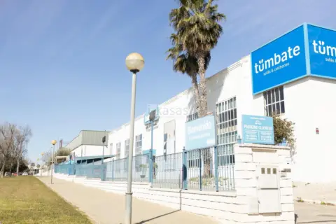 Nave comercial en Parque Empresarial